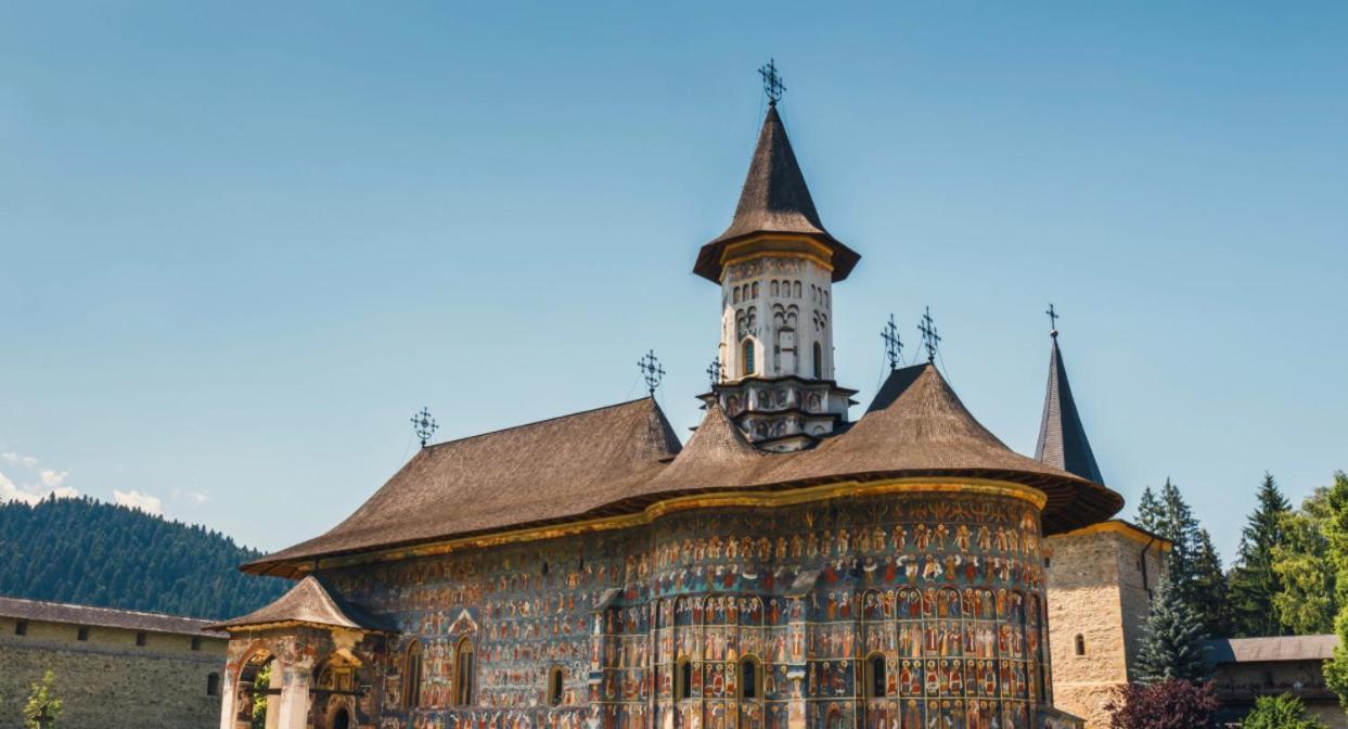 Luxury Bucovina Lägenhet Gura Humorului Exteriör bild